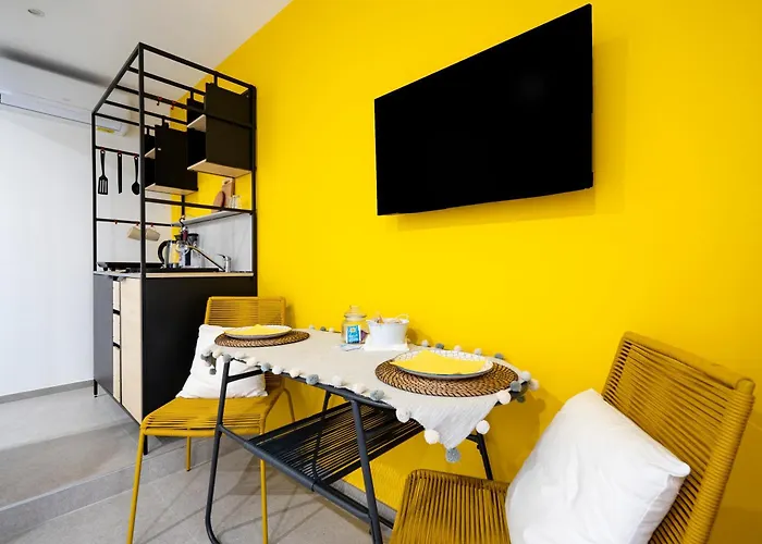 Dimora Dei Colori - Yellow Light