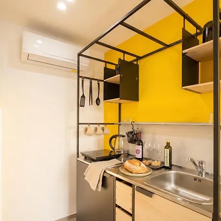 Dimora Dei Colori - Yellow Light