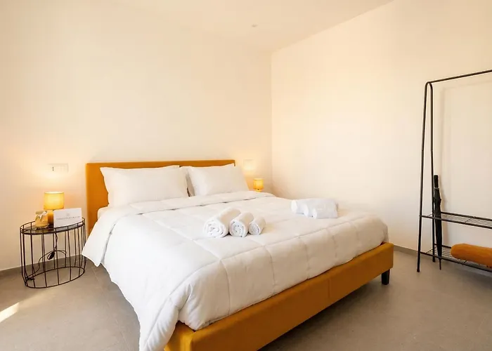 Dimora Dei Colori - Yellow Light 3* Bari