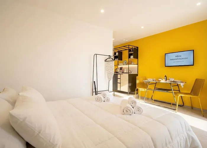 Dimora Dei Colori - Yellow Light Aparthotel